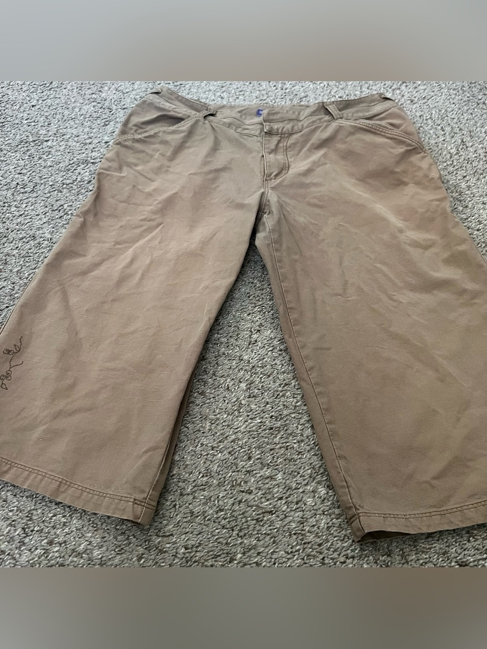 ibex Brown Women’s Capri Shorts Size 6